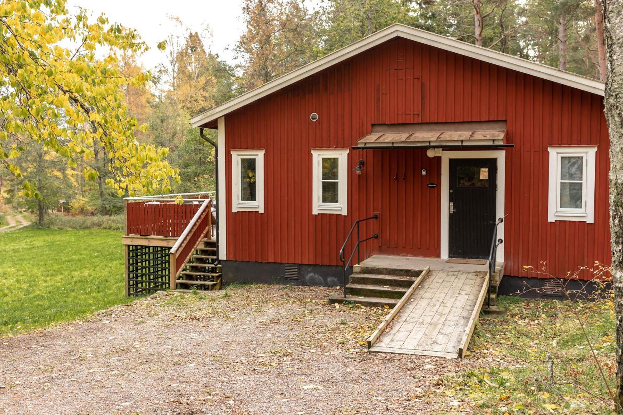 Bergs Gard & Hallsvikens Gard Västerljung المظهر الخارجي الصورة
